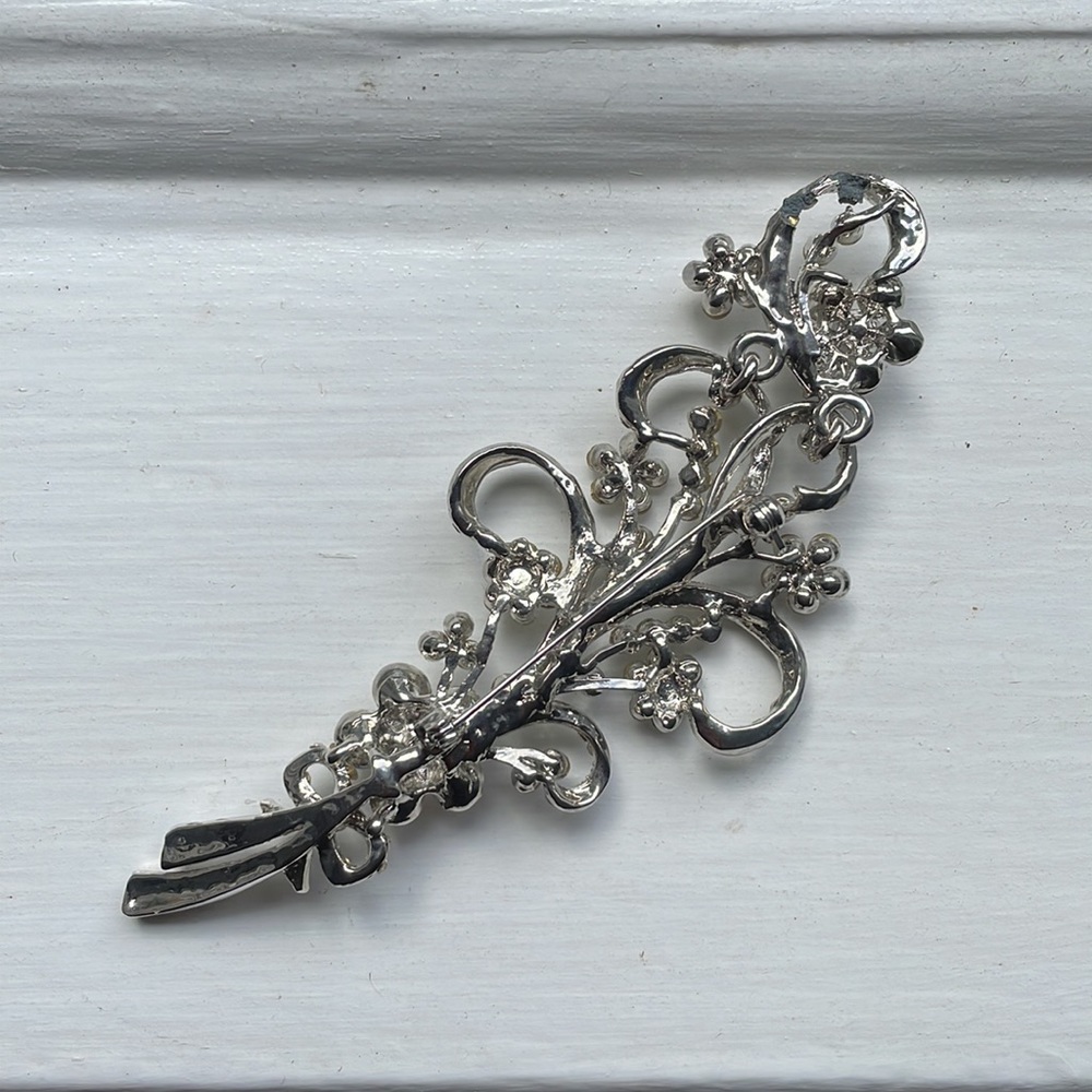 Vintage Brooch Bling Diamanté Leaf Floral Design - Costume Jewellery - Picture 16 of 16